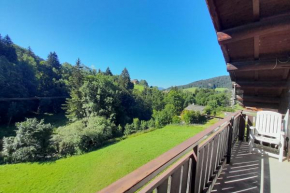 APARTMENTwith GARDENBALCON